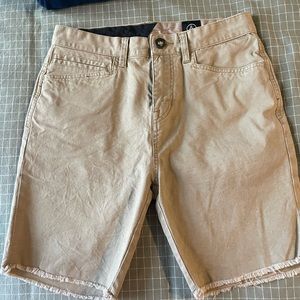 Volcom shorts. Size 28